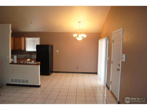 708 E 21st St, Greeley, CO 80631 photo 4