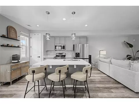 Kitchen - 23543 E 5th Dr, Aurora, CO 80018 photo 3 of 4