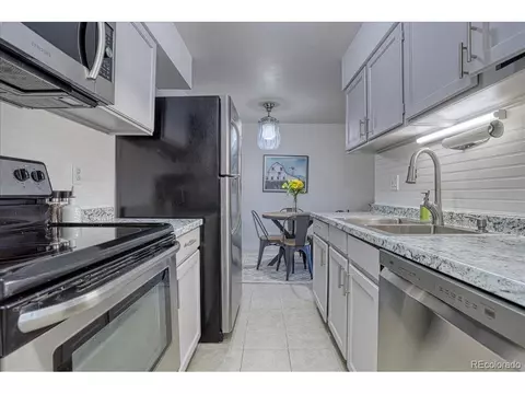 280 E Highline Cir #207, Centennial, CO 80122 photo 2