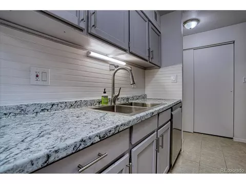 280 E Highline Cir #207, Centennial, CO 80122 photo 3