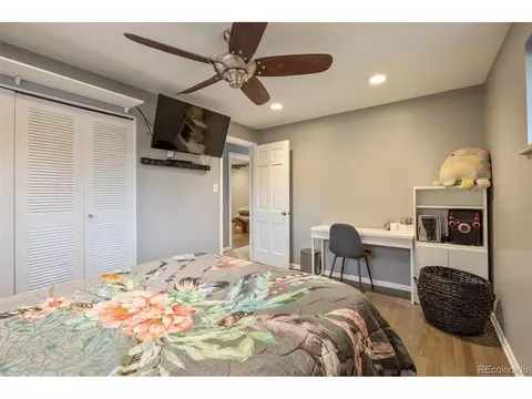 2658 E Cresthill Ave, Centennial, CO 80121 photo 14