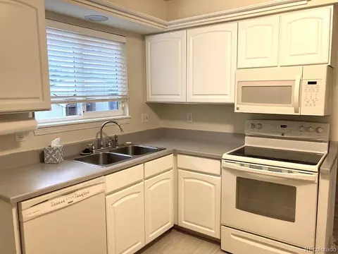 2747 E Geddes Ave, Centennial, CO 80122 photo 7