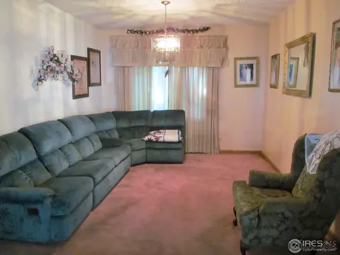 413 Baker St, Longmont, CO 80501 photo 18