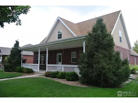 205 Hubbell St, Berthoud, CO 80513 photo 2