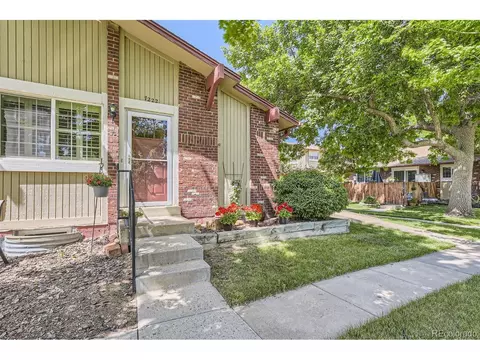 7222 W Portland Ave, Littleton, CO 80128