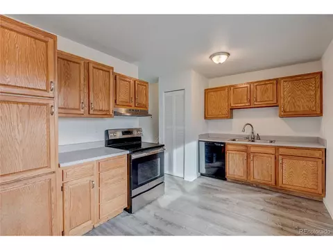 Kitchen - 2260 E 83rd Pl, Denver, CO 80229 photo 2 of 4