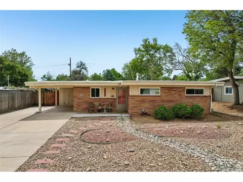 6035 Dover St, Arvada, CO 80004