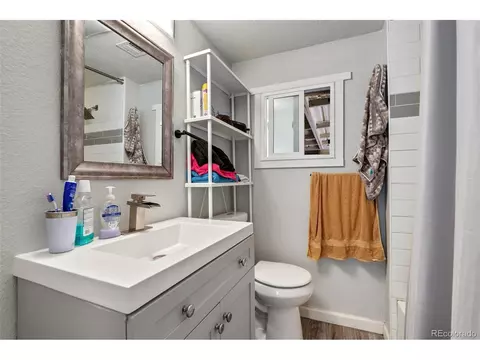 3015 E 40th Ave, Denver, CO 80205 photo 6