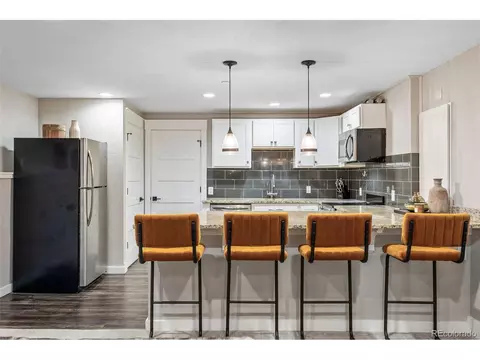 Kitchen - 626 Valley Ln, Boulder, CO 80302 photo 6 of 7