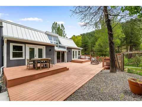 Exterior - 626 Valley Ln, Boulder, CO 80302 photo 5 of 8