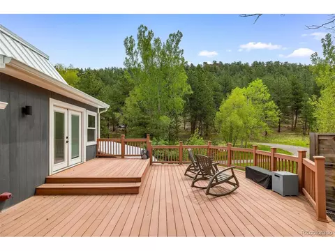 Exterior - 626 Valley Ln, Boulder, CO 80302 photo 7 of 8