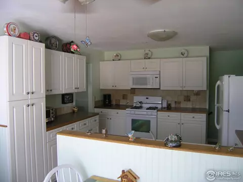 1618 35th St, Evans, CO 80620 photo 2