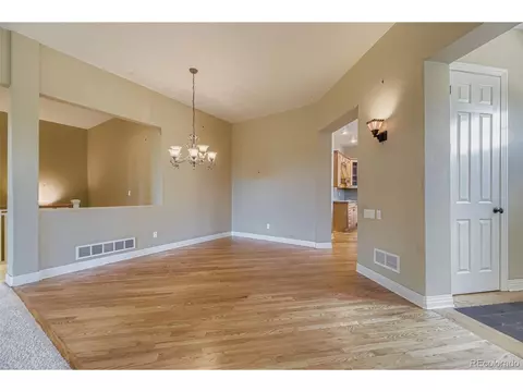 24601 E Park Crescent Dr, Aurora, CO 80016 photo 10