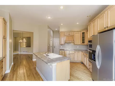 24601 E Park Crescent Dr, Aurora, CO 80016 photo 7