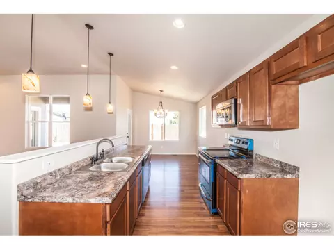 1001 E 25th St, Greeley, CO 80631 photo 6