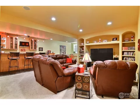 2051 Vineyard Dr, Windsor, CO 80550 photo 16