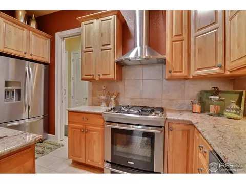 2051 Vineyard Dr, Windsor, CO 80550 photo 11