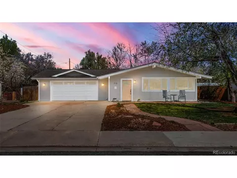 712 S Longmont Ave, Lafayette, CO 80026