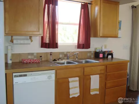4325 Laurel Dr, Evans, CO 80620 photo 9