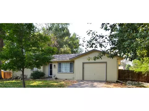 2913 Lochlomond Dr, Laporte, CO 80535 photo 1