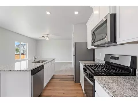 7204 Big Thompson Ct, Frederick, CO 80530 photo 4