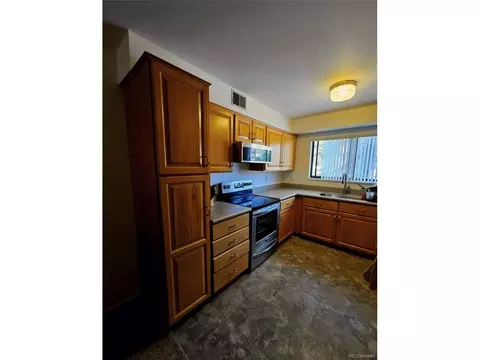 Kitchen - 222 Wright St #204, Lakewood, CO 80228 photo 2 of 3