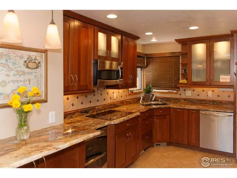 2473 Mapleton Cir, Longmont, CO 80503 photo 15