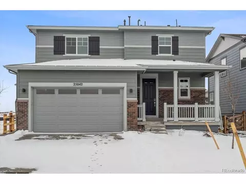25042 E 34th Pl, Aurora, CO 80019