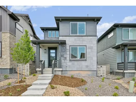 7251 Goldbloom Ln, Littleton, CO 80125