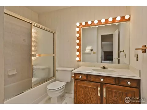 1215 E 4th Ave, Longmont, CO 80504 photo 17