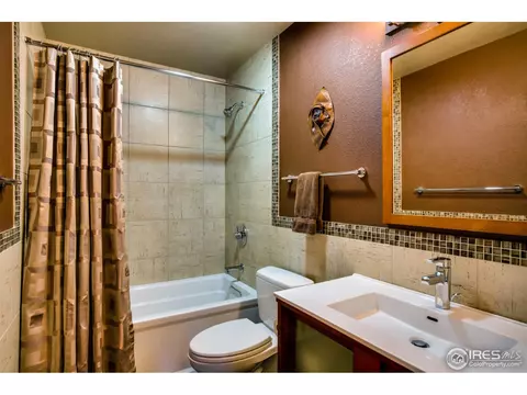 3917 Promontory Ct, Boulder, CO 80304 photo 17