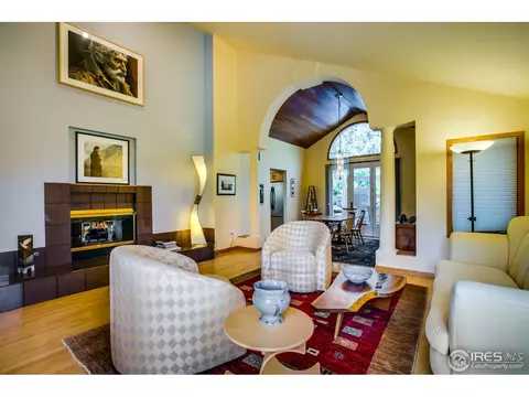 3917 Promontory Ct, Boulder, CO 80304 photo 5