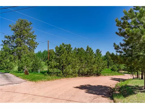 225 Rutgers Pl, Woodland Park, CO 80863