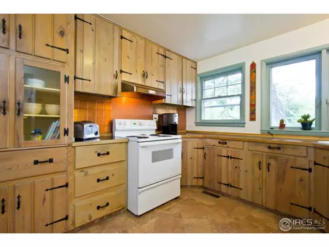 732 Apple Valley Rd, Lyons, CO 80540 photo 7