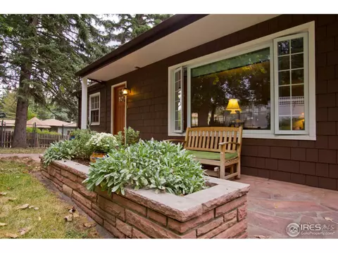 732 Apple Valley Rd, Lyons, CO 80540 photo 3