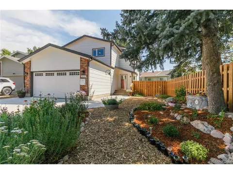 5633 W 71st Pl, Arvada, CO 80003