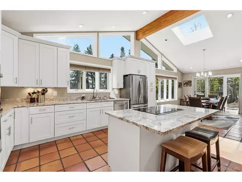 111 Foxtail Cir, Black Hawk, CO 80422
