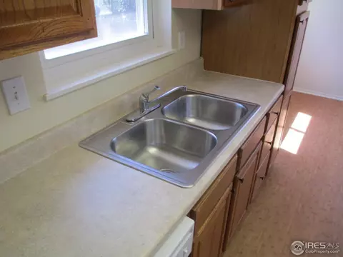 8760 Dover Cir, Arvada, CO 80005 photo 4