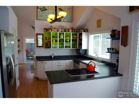926 Rain Lilly Ln, Boulder, CO 80304 photo 2