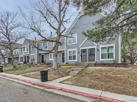 2283 S Jasper Way #B, Aurora, CO 80013
