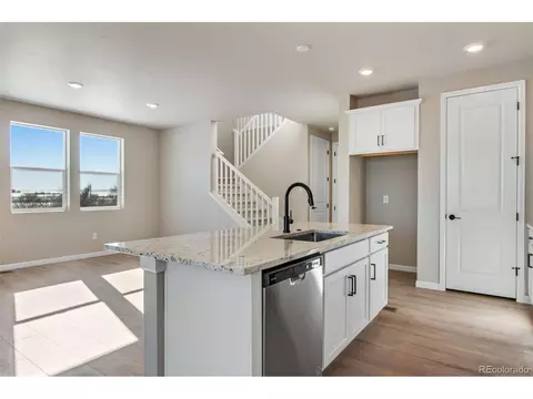 1525 E 3rd Ave, Longmont, CO 80501 photo 14