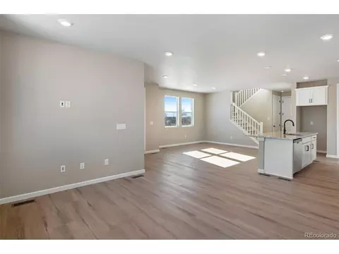 1525 E 3rd Ave, Longmont, CO 80501 photo 6