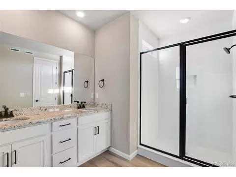 1525 E 3rd Ave, Longmont, CO 80501 photo 24