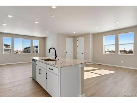 1525 E 3rd Ave, Longmont, CO 80501 photo 15