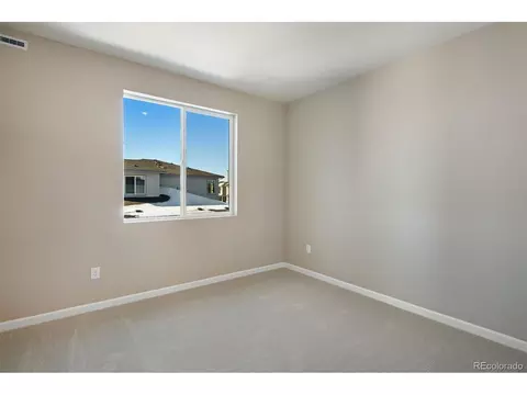 1525 E 3rd Ave, Longmont, CO 80501 photo 25