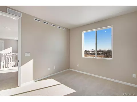 1525 E 3rd Ave, Longmont, CO 80501 photo 27