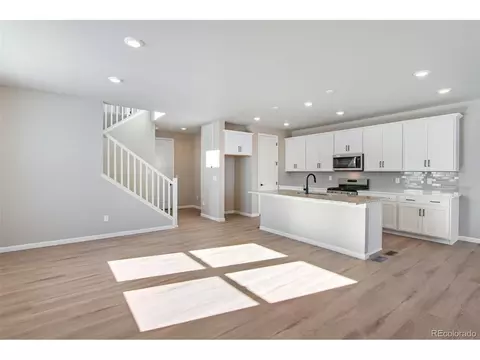 1525 E 3rd Ave, Longmont, CO 80501 photo 9