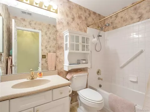 20518 E Hamilton Cir, Aurora, CO 80013 photo 24