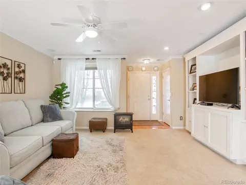 20518 E Hamilton Cir, Aurora, CO 80013 photo 6