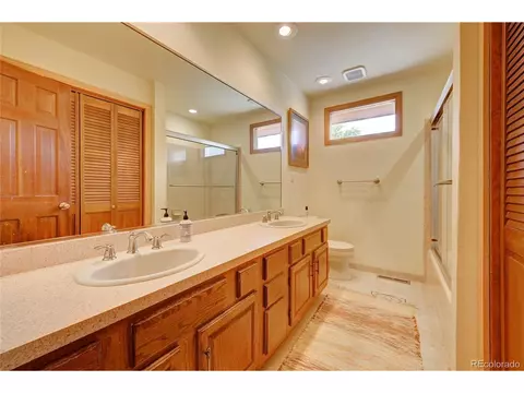 17390 E Jamison Ave, Centennial, CO 80016 photo 21